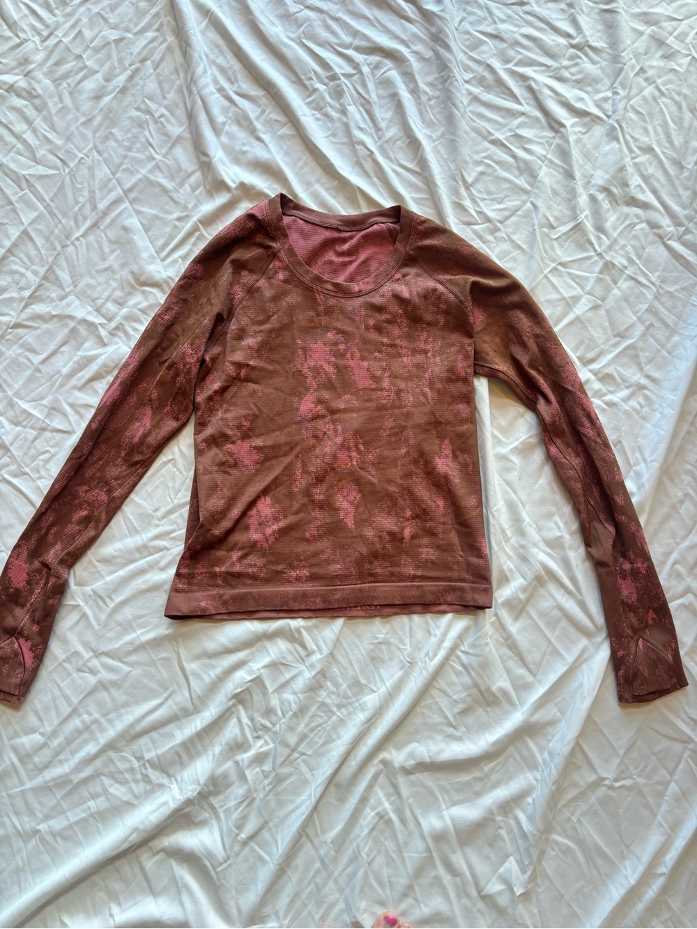 lululemon Cropped Long Sleeve Top